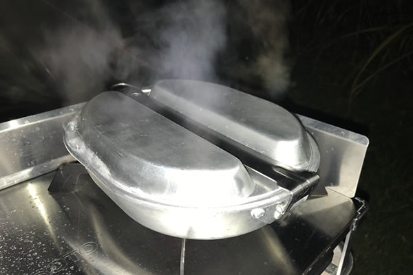 NE1496 丸型飯チン